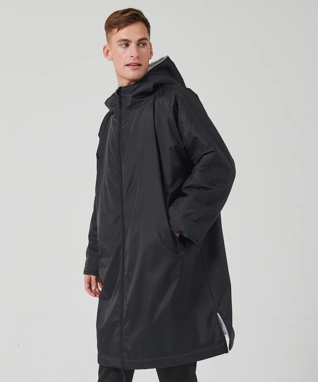 Sidelines Robe – Comfortable Loungewear for Relaxation, Home Use